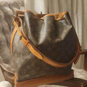 Louis Vuitton Noe' Bag